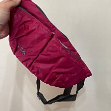 「 二手包 」 KIZZME 皮革斜背包（偏杏色）227 歷史價格詳細信息