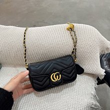 女包  真皮菱格鉚釘小方包 精緻菱格壓紋 附2種背帶 頭層牛皮H98775超優質賣家⭐️Pat gir 拍拍妞⭐️ 歷史價格詳細信息