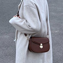 斜挎包女包輕奢品牌高級感圓餅包包女2023新款老花手提單肩小圓包 歷史價格詳細信息