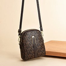 輕便斜挎小包女新款2023時尚單肩包媽媽尼龍水洗布包防潑水小方包 歷史價格詳細信息