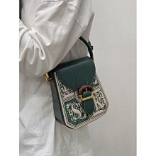 潮流新款刺繡字母胸包男女個性情侶斜挎包休閑ins運動輕便騎行包男士背包 歷史價格詳細信息