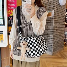 日系休閒斜挎包 單肩包 女包 時尚百搭簡約大容量 多隔層 斜跨包 波士頓包 休閒帆布包 托特包 媽媽包 外出包-予你優選 歷史價格詳細信息