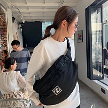 CHANEL 2.55經典菱格紋小牛皮鏈帶WOC斜背包(黑色) 歷史價格詳細信息