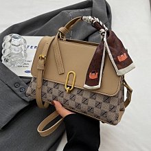 跨境單肩包女歐美復古時尚潮流枕頭包小香風高級感寬肩帶斜挎包 歷史價格詳細信息