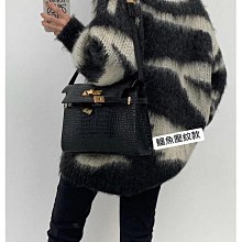 全新只有一個 飾水鑽 蝴蝶 花朵 珍珠 寶石 鏤空造型胸針 別針 文青森林系 古典宮廷風飾品 生日 情人節 閨密 女生禮物 歷史價格詳細信息