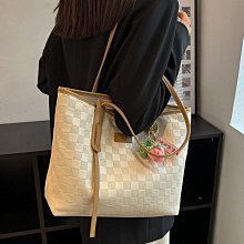 包包女2023新款胸包女士大容量挎包單肩肩包休閒揹包帆布小斜挎包 歷史價格詳細信息