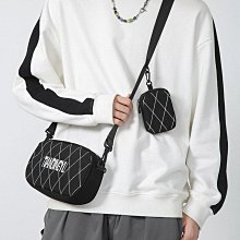 明日同學/醬的水手服 1-12+畫集 臺版漫畫  全新未拆 青文  包郵 歷史價格詳細信息