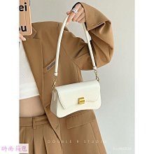 包包女高顏值小眾設計雲朵包2024新款斜挎包復古高級感單肩腋下包 歷史價格詳細信息