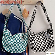 【優選】日韓少女文胸蕾絲交叉抹胸四排扣性感小胸加厚深V聚攏調整型內衣 歷史價格詳細信息