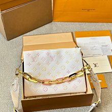 Connie代購#香魚子紋小牛皮雙肩包 慵懶隨性菱格紋小巧後背包15*20cm 歷史價格詳細信息