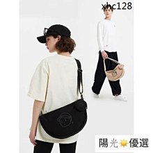 熱銷 單肩包防水耐磨胸包時尚潮女斜挎包男士休閑運動胸包騎行生產加工 可開發票 歷史價格詳細信息