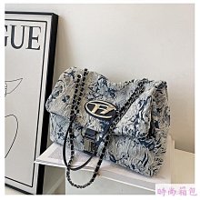 女包2024新款潮流主打日常搭配小方包休閒百搭撞色通勤斜挎包 歷史價格詳細信息