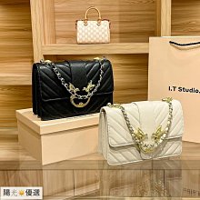 【King女王代購】時尚休閒老花面料波士頓女包圓筒包百搭單肩斜跨手提枕頭包 24*11*13cm 歷史價格詳細信息