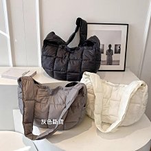 P10151 韓國直送 燈蕊絨 百搭小方包 手機包 腰包 斜背包 super chill 特價299元 歷史價格詳細信息