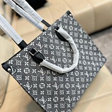 【一品香包】萬年最新圖案酒神蛇頭包 潮流單肩包斜背包 洋氣包包 專櫃同步 休閒百搭 歷史價格詳細信息