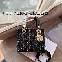 代購跨境新款華家V字母滴膠戒指女歐美時尚百搭黃銅材質指環 明星大牌同款首飾 歷史價格詳細信息