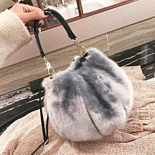 秋冬款毛毛包包女 斜背包 側揹包 2024秋冬季新款潮韓版百搭 時尚 個性菱格鏈條包 歷史價格詳細信息