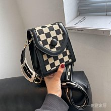 復古高級感手提單肩包韓國小眾潮流百搭新月包質感簡約腋下包 歷史價格詳細信息