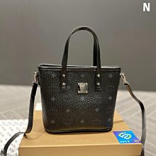 外貿新款原單草編 Dior菜籃子包 手提包單肩包 時髦單品 爆火的菜籃子『魅足時尚』 歷史價格詳細信息