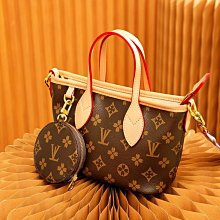 正品真皮小包包 女牛皮小圓包 單肩小挎包 新款時尚百搭斜挎包 少女通懃包 時尚媽媽包 多層軟皮手機包 精品包包-李李 韓國女裝 歷史價格詳細信息