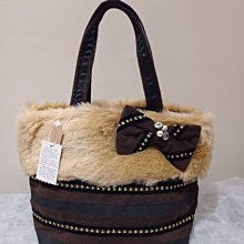 日本品牌兩用包SamanthaThavasa 肩背包 手提包 桃紅粉 日本購入 日本小香包 小資首選 無破損無刮痕金屬配件完整無脫落 詳見照片現況及尺寸說明 歷史價格詳細信息