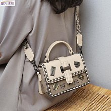 【熱賣精選】Viney包包女爆款2022新款時尚斜挎包高級感洋氣百搭ins單肩手提包 歷史價格詳細信息