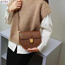 【熱賣精選】新款2022時尚潮流百搭女包軟綿云朵包斜挎單肩多用途菱格鏈條包潮明星大牌同款 歷史價格詳細信息