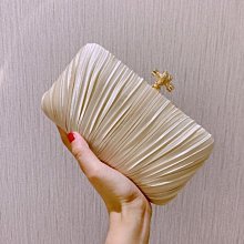 現貨熱銷-宴會包上新小包包女包新款百搭斜背晚宴宴會手拿包時尚氣質禮服旗袍FYD 歷史價格詳細信息