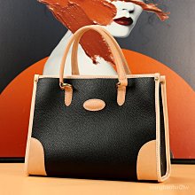 品牌真皮中年女士斜跨包多層小圓包女2023新款軟皮手提單肩手機包 歷史價格詳細信息