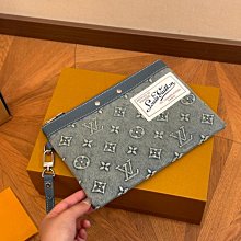 UU代購#NIKE男款短袖 休閒百搭運動上衣 寬鬆半袖圓領透氣T恤 FN6026-100 歷史價格詳細信息