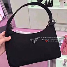 PRADA 1NE515 Re-edition 2000 輕量尼龍手提肩背包.黑 歷史價格詳細信息