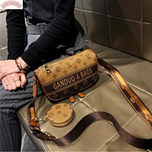 熱賣簡約寬肩帶韓版釹包2024春夏新款時尚燙鉆胸包個XING子母包釹包 歷史價格詳細信息