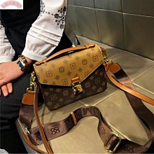 【熱賣精選】真皮女包2023新款字母鎖扣手提小方包小眾設計斜挎腋下包 歷史價格詳細信息