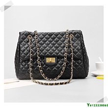 現貨黑色大菱格包/黑色黑鍊/亮面菱格紋包/大方包/流浪包/斜跨包/女生造型/鍊條包/通勤大包包-陽光優選 歷史價格詳細信息