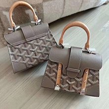 GOYARD 黃色 小 零錢包 歷史價格詳細信息
