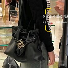 【正品】LOEWE Barcelona 24cm 三角形 金屬  全皮 肩背 方包 現貨 歷史價格詳細信息