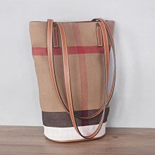 董潔早秋白色新款襯衫2023新款設計感小眾防曬上衣女秋季 歷史價格詳細信息