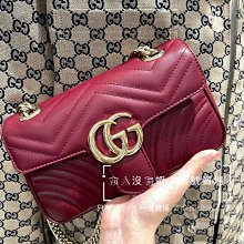 GUCCI  GG Marmont 迷你絎縫皮革斜背/相機包(黑色) 歷史價格詳細信息