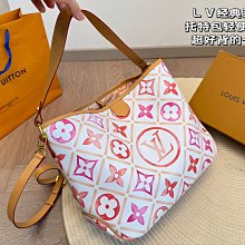 『瑤瑤代購』L家 小方包 最新款 頂級貨 原單大牌 時尚百搭經典腰包丹寧牛仔駱駝包單肩斜挎包42HJ636 歷史價格詳細信息