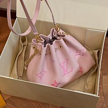 『瑤瑤代購』L家 牛仔包 最新款 頂級貨 原單大牌牛仔豌豆包marel中古包單肩斜挎包腋下包麻將包42HJ530 歷史價格詳細信息