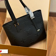 『瑤瑤代購』L家 購物袋 最新款 頂級貨 原單大牌Atlantis大號手袋手提包單肩斜挎包42HJ64 歷史價格詳細信息