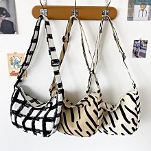 條紋帆布大包包女2024新款韓版大容量購物袋慵懶風ins單肩託特包 歷史價格詳細信息