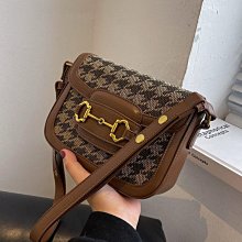 {爆款}感千格車載紙巾盒女汽車椅背扶手箱抽紙盒車內裝飾用品大奭鐂 歷史價格詳細信息