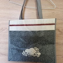 ROOTS   灰 色  型男款經典款鬆緊帶設計純棉短褲    XS及S及M及L尺寸  (全新/現貨)  特價:1800元 歷史價格詳細信息