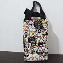 ~琴姐ㄉ店~C224M1691~日式大招財貓拼布水壺袋,水壺提袋,小型提袋。便當袋。環保袋。飲料手提袋~ 歷史價格詳細信息