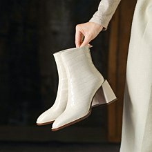 現貨 白色高幫鞋男ins潮鞋百搭厚底運動老爹鞋韓版潮流休閒增高馬丁靴 歷史價格詳細信息