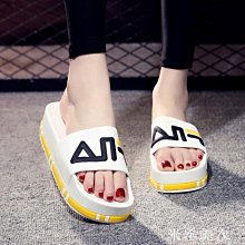鞋 松糕人字拖鞋女 套趾沙灘涼拖鞋時尚復古小個子厚底網紅防滑拖鞋 歷史價格詳細信息