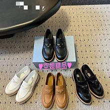 字母三角標貝雷帽女秋冬季甜美可愛休閑畫家帽子百搭顯臉小蓓蕾帽#促銷 #現貨 #可開發票 歷史價格詳細信息