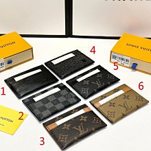 卡9純紅色鹽源瑪瑙手串手鍊  天然玉石，全新，非常濃郁的紅色 歷史價格詳細信息