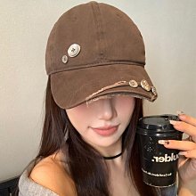 帽子 棒球帽 鴨舌帽 男女款 大頭圍 紐扣做舊破洞棒球帽女寬帽檐大臉顯臉小韓版鴨舌帽大頭圍百搭帽子 價格比較,價格查詢,歷史價格詳細信息